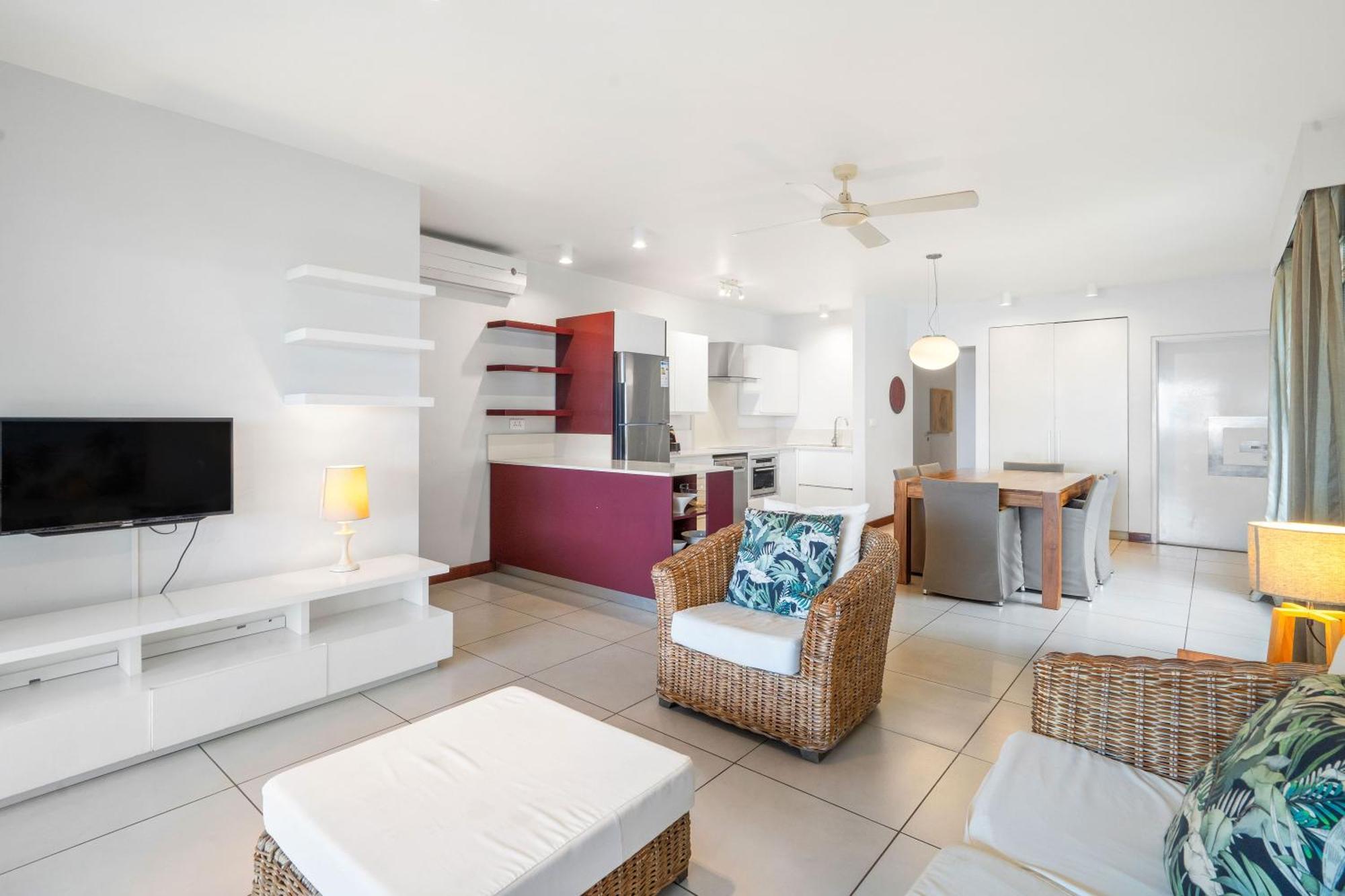 Kanope Bay - Holiday Beachfront Apartments Pointe aux Biches Exterior photo