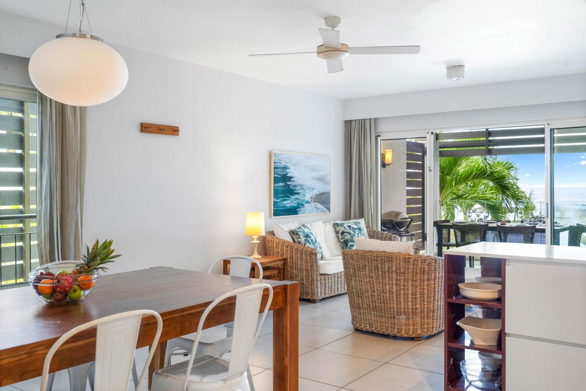 Kanope Bay - Holiday Beachfront Apartments Pointe aux Biches Exterior photo